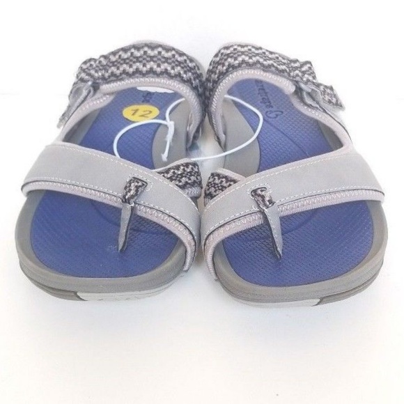 baretraps walking sandals